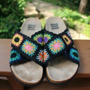 DL1990 crochet slip on sandals- Size 8